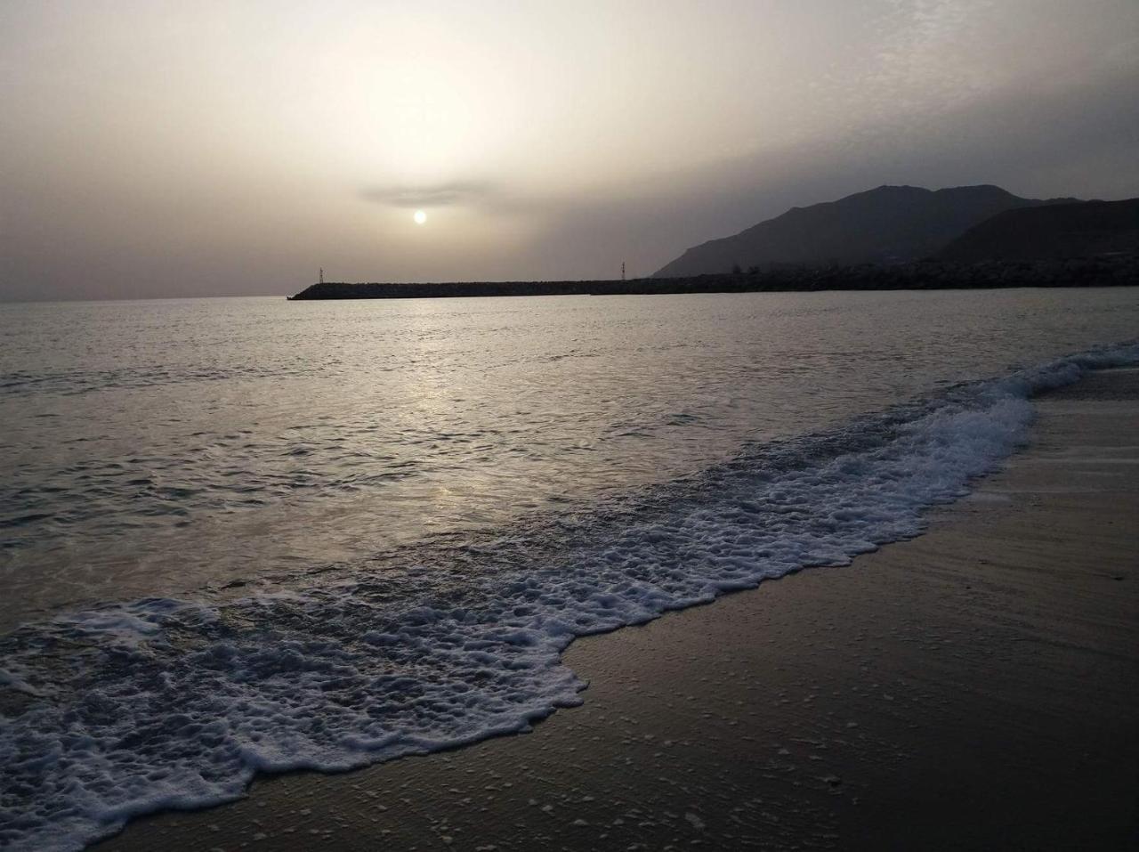 Golden Sun Lägenhet Kokkinos Pirgos Exteriör bild