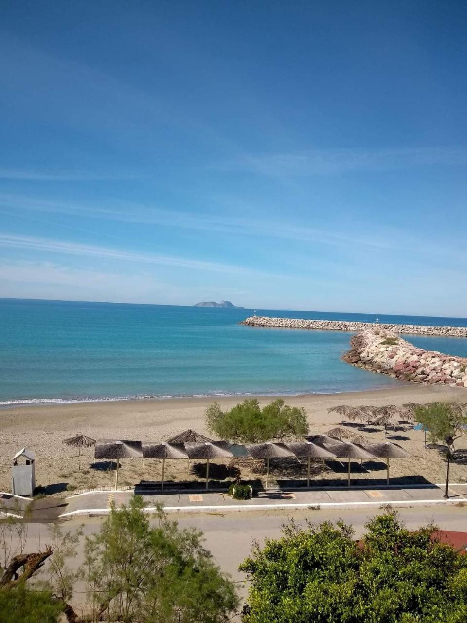 Golden Sun Lägenhet Kokkinos Pirgos Exteriör bild